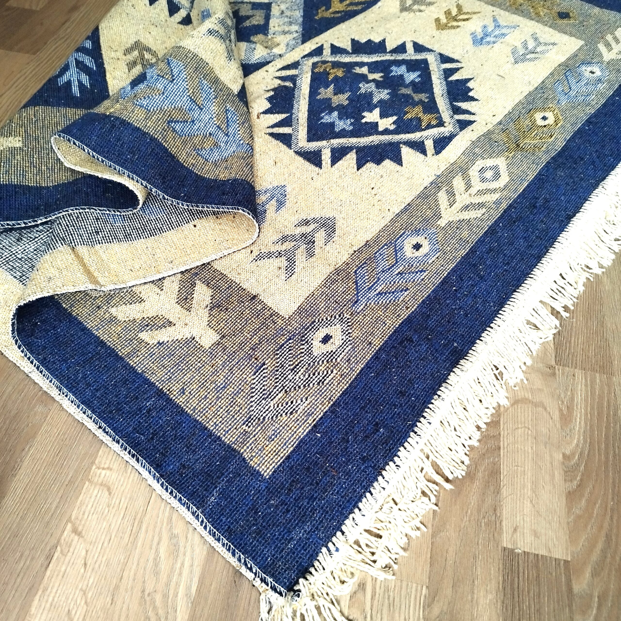 Covor traditional, dimensiunea 140x210cm, albastru si crem, model SPIC DE GRAU - imagine 2