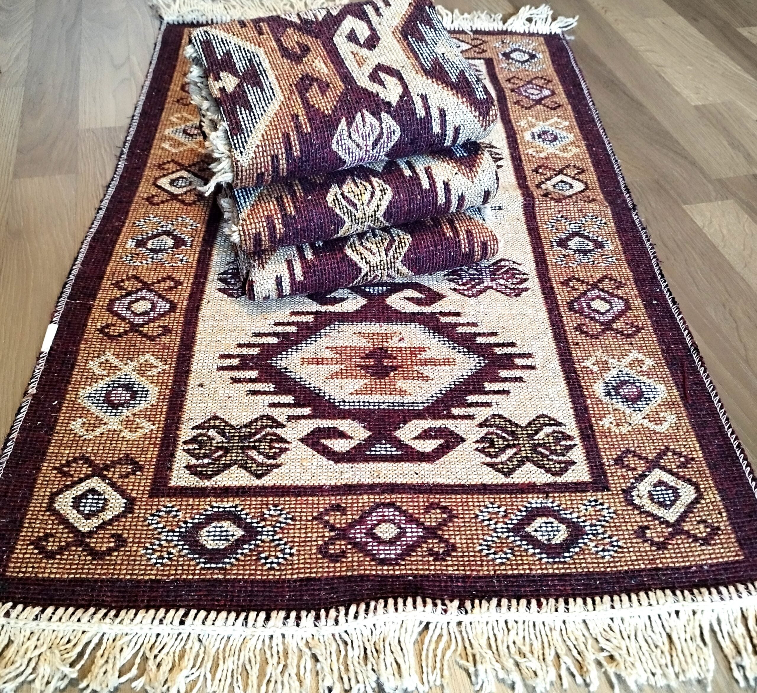 set 4 Covoare traditionale tesute, cu doua fete, dimensiunea 60x200cm, Maro, model HORA