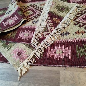 1+1 Covoare traditionale, dimensiunea 60x120cm, rosu si crem, model ROMB - imagine 2
