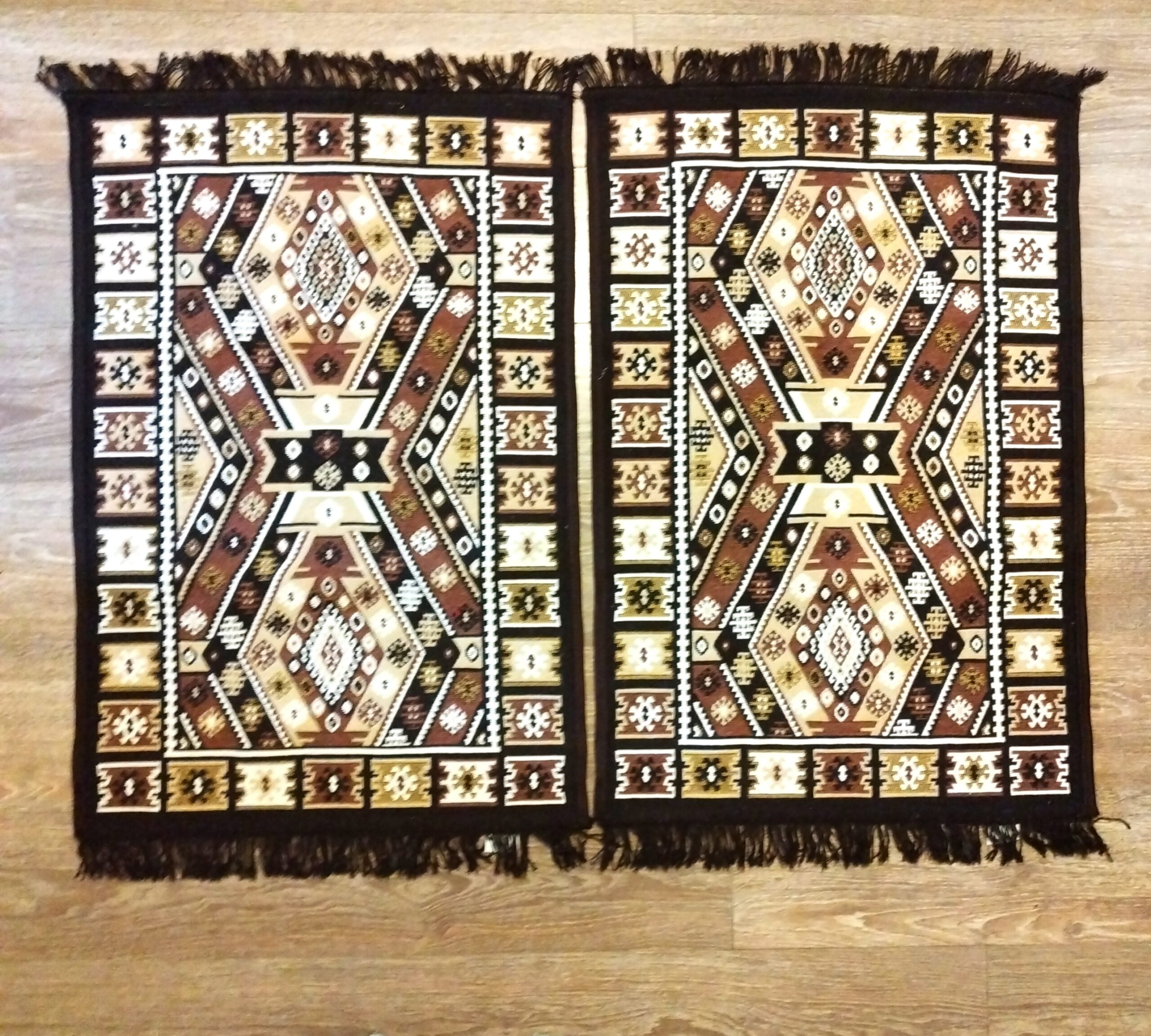 1+1 Covoare traditionale, cu doua fete, dimensiunea 60x90cm+60x150cm, maro si crem HCA09 - imagine 2