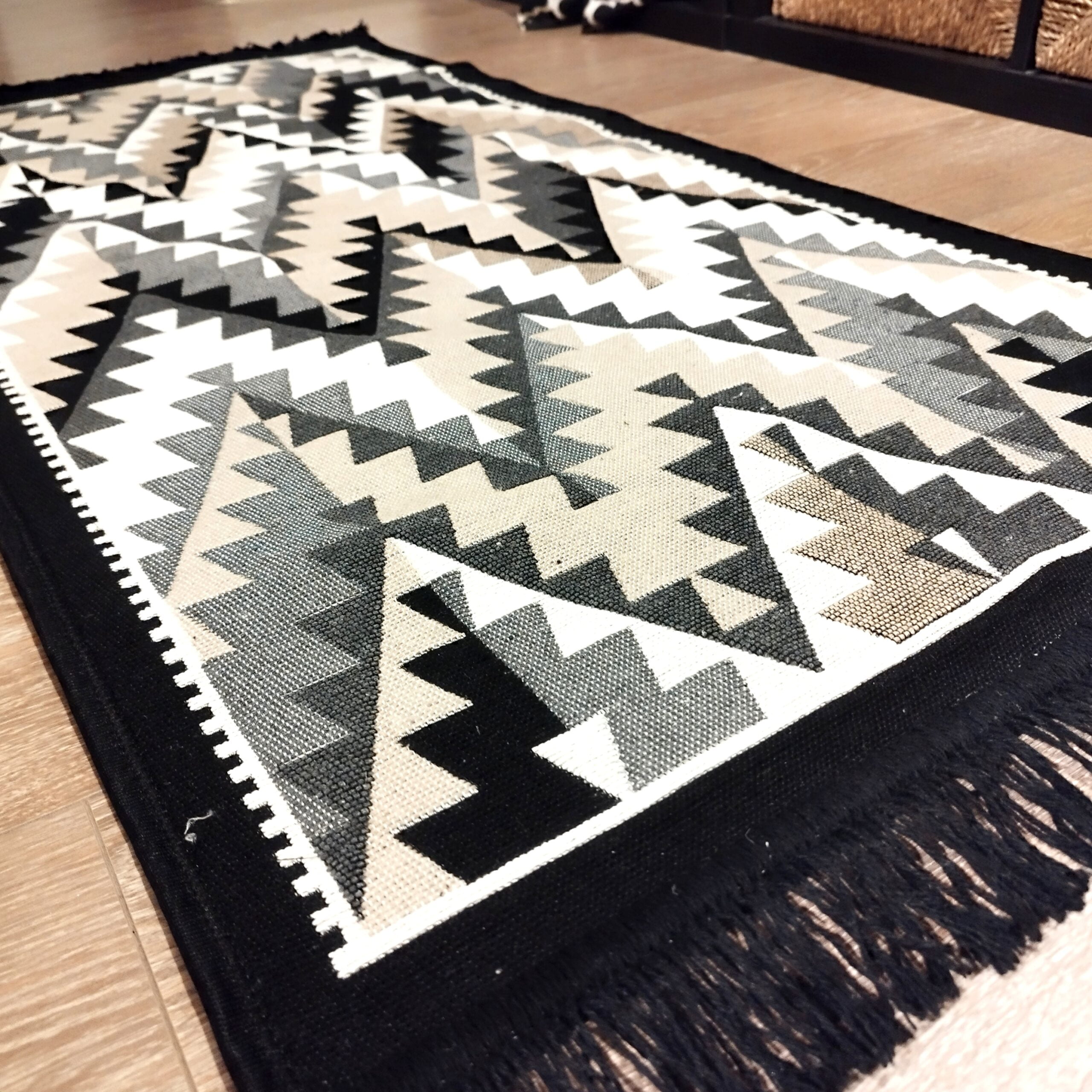 Covor traditional, cu doua fete, dimensiunea 60x150cm HCA11 - imagine 5