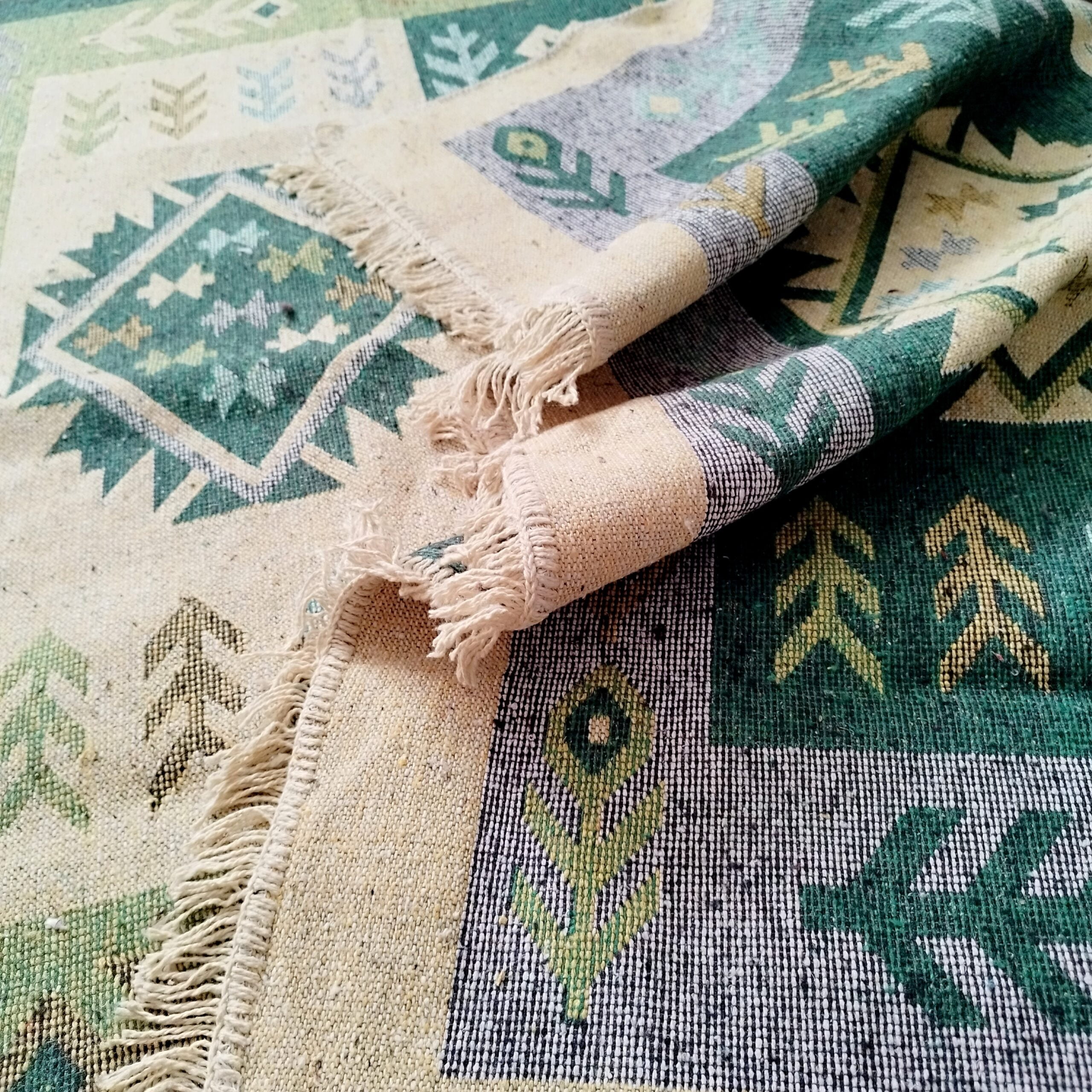 Covor traditional, dimensiunea 140x210cm, verde si crem, model SPIC DE GRAU - imagine 4