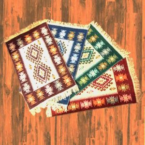 set 4 Covoare traditionale tesute, cu doua fete, dimensiunea 60x90cm, Rosu, Verde, Albastru si Maro, model ROMB