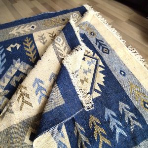 Covor traditional, dimensiunea 140x210cm, albastru si crem, model SPIC DE GRAU - imagine 4