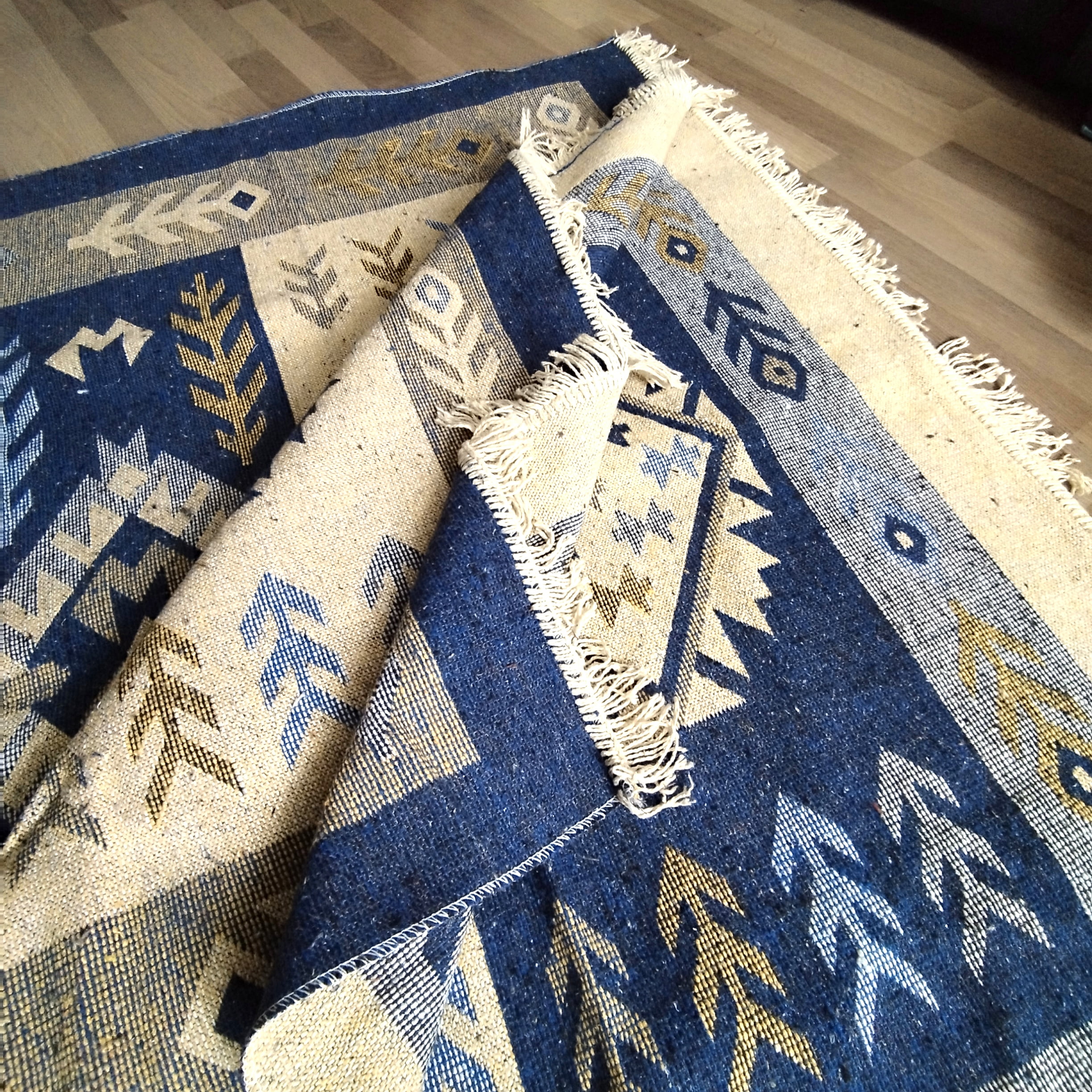 Covor traditional, dimensiunea 140x210cm, albastru si crem, model SPIC DE GRAU - imagine 4