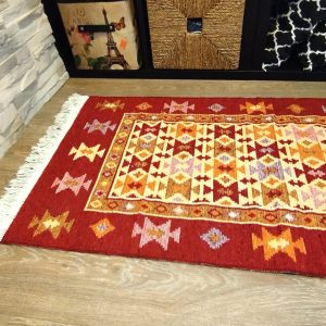 Covor traditional, cu doua fete, dimensiunea 60x120cm  HCC02