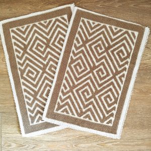 1+1 Set Covoare tesute din bumbac, dimensiunea 40x60cm, maro si alb, cod HCD02