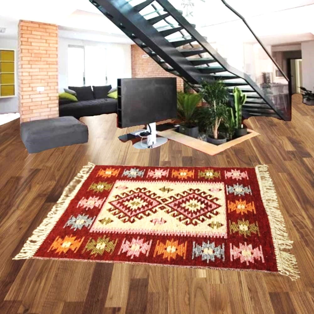 Covor traditional, cu doua fete, dimensiunea 160x250cm, Rosu si crem, model ROMB