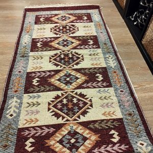 Covor traditional, dimensiunea 80x300cm maro si crem, model SPIC DE GRAU