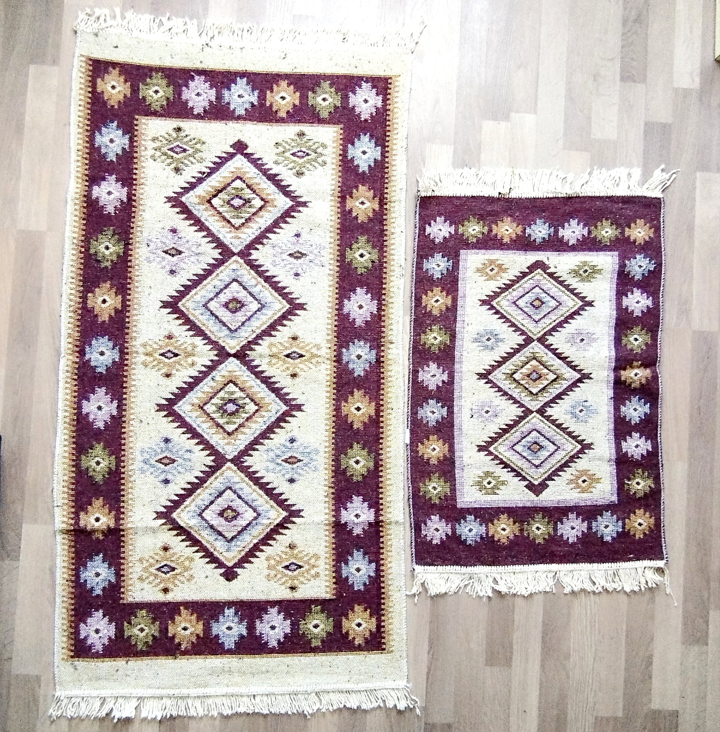 1+1 Covoare traditionale tesute,cu doua fete, dimensiunea 80x200+60X90cm maro si crem, model ROMB
