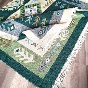 Covor traditional, dimensiunea 140x210cm, verde si crem, model SPIC DE GRAU