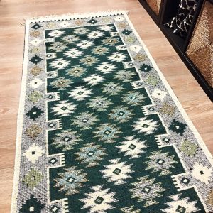 Covor traditional, dimensiunea 80x300cm Verde si crem, model Rustic 02
