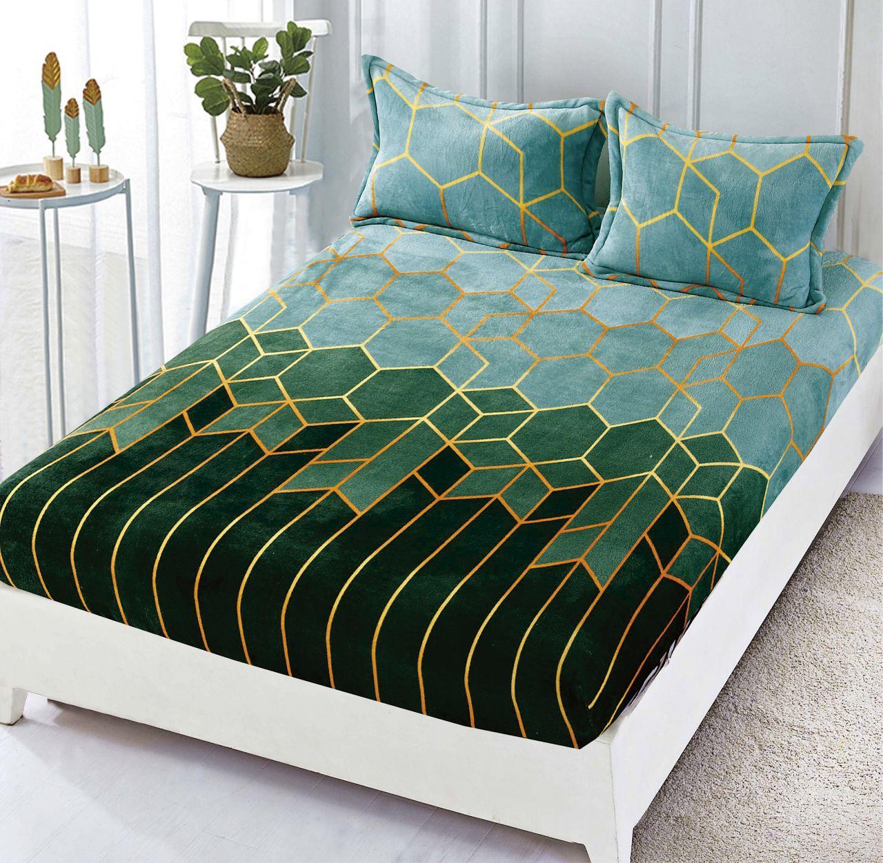 Husa pat cu elastic 180x200x20cm +doua fete de perna 50x70cm, cocolino HC006