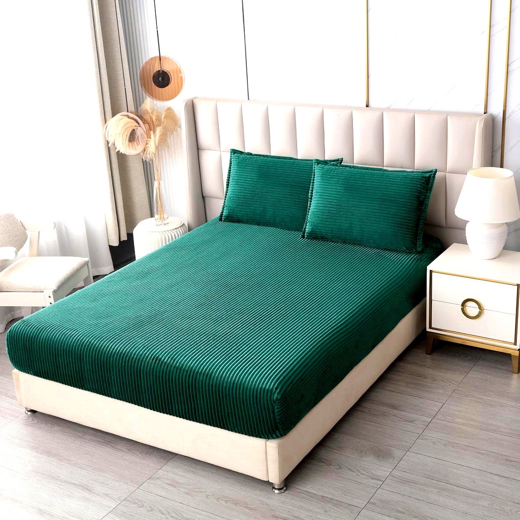 Husa pat cu elastic 180x200x20cm +doua fete de perna 50x70cm, cocolino Verde Smarald