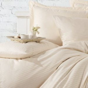 Lenjerie din Damasc bumbac 100%, dungi 1cm, pentru pat XXL -cearsaf pilota 200x230cm, cearsaf pat 240x260cm, 2 fete perna 50x70cm, cu rama decorativa Yvoire - imagine 2