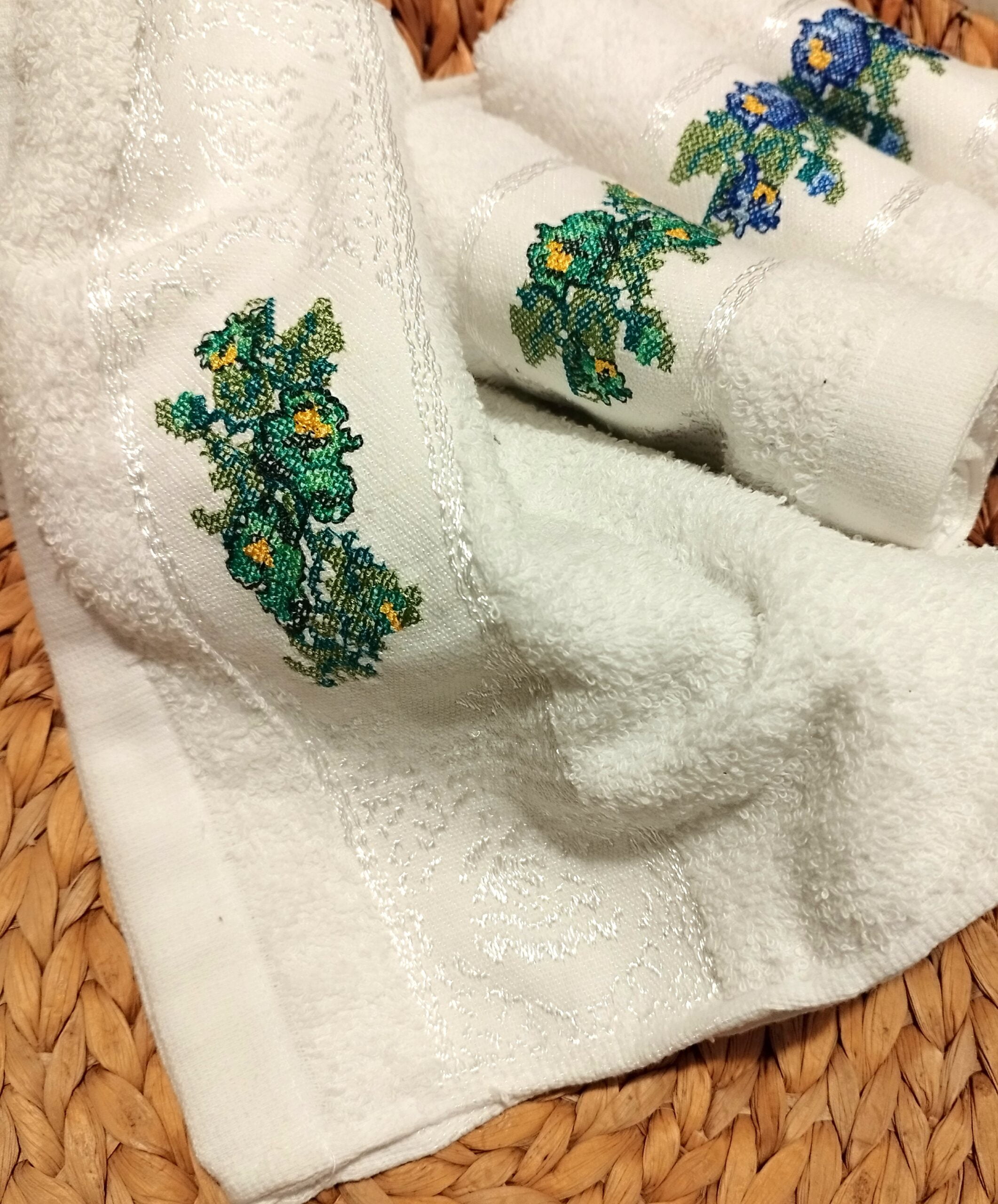 Set 4 prosoape pentru bucatarie, bumbac 100%, dimensiune 32x70cm cu model broderie Verde+Albastru - imagine 2