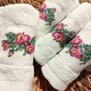 Set 4 prosoape pentru bucatarie, bumbac 100%, dimensiune 32x70cm cu model broderie Bordo - imagine 2
