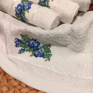 Set 4 prosoape pentru bucatarie, bumbac 100%, dimensiune 32x70cm cu model broderie Albastru