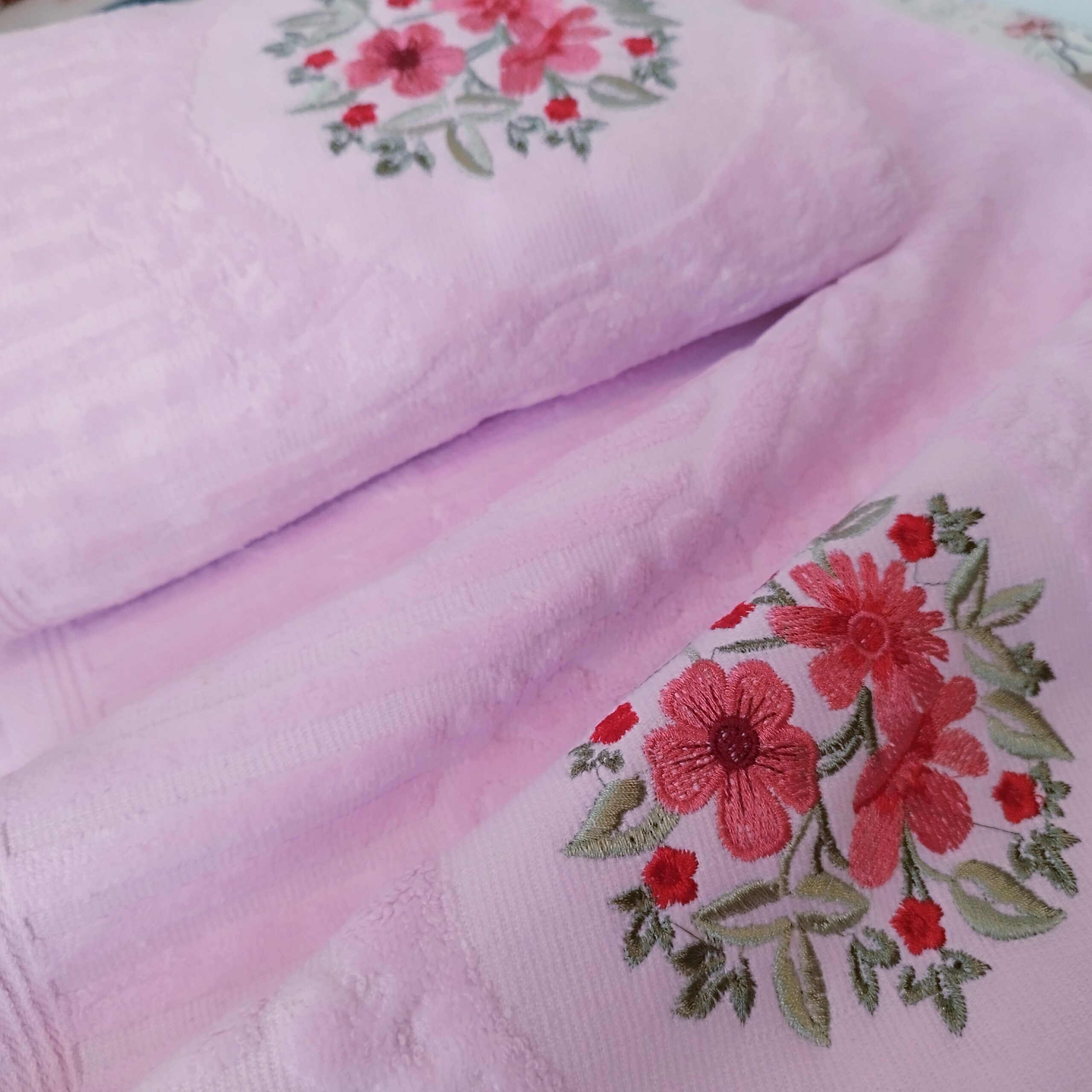 Set 2 prosoape baie, bumbac 100%, dimensiune 50x90cm+ 70x140cm Rose Catifee - imagine 3