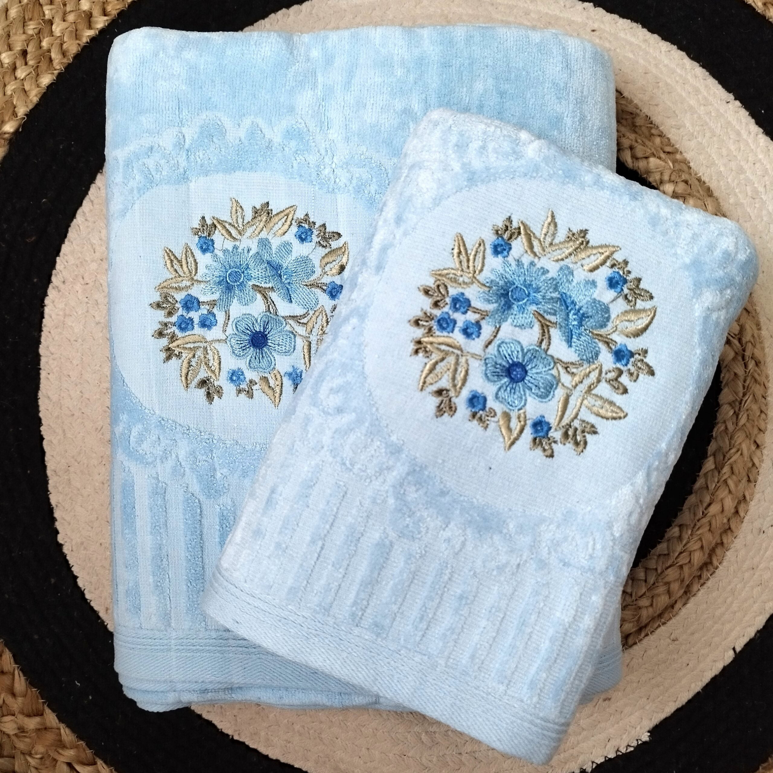 Set 2 prosoape baie, bumbac 100%, dimensiune 50x90cm+ 70x140cm Blue Catifee